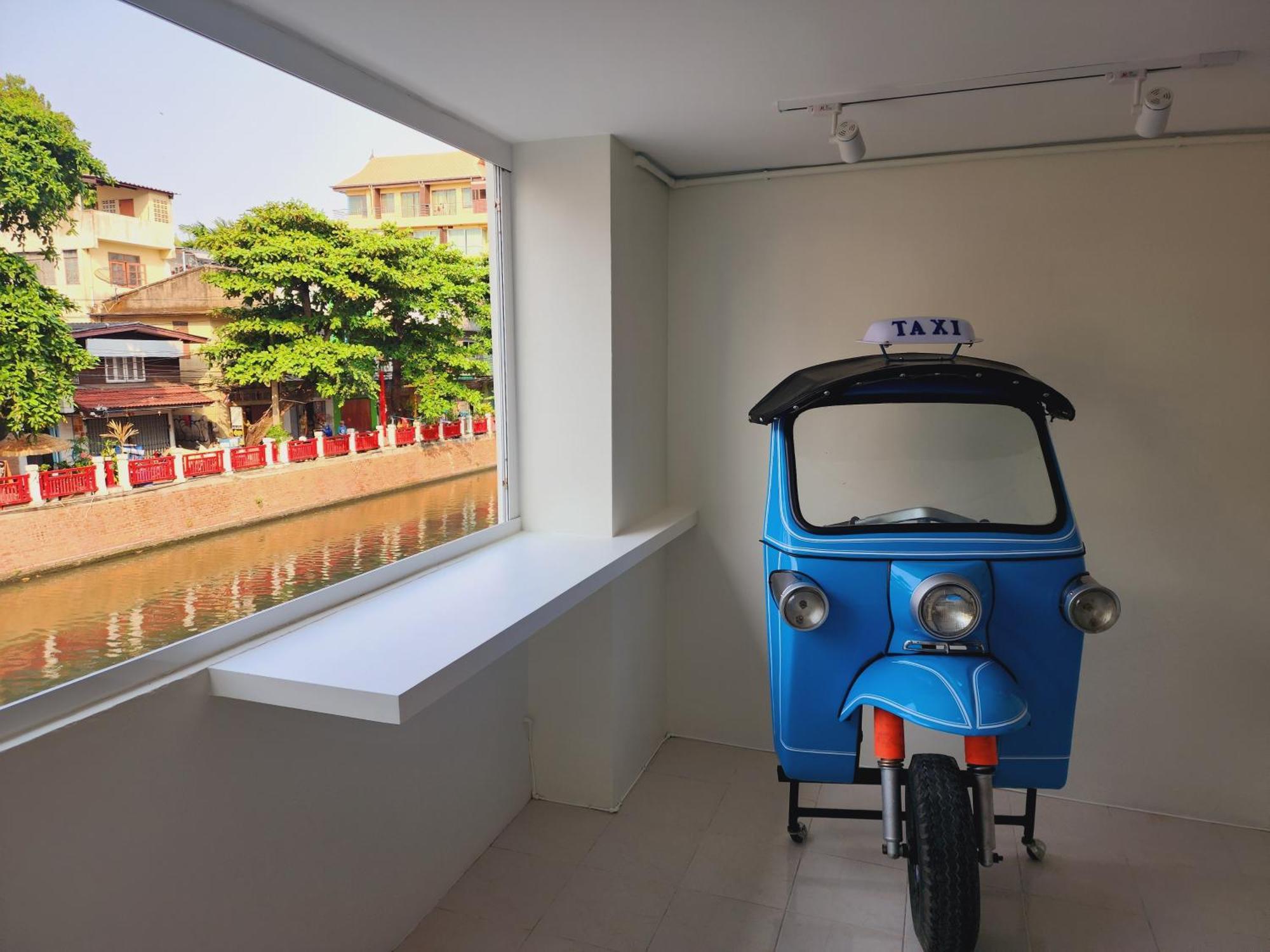 Line Bangkok Hostel Exterior foto